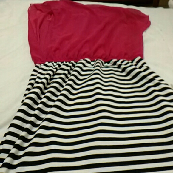 Speechless women's dress - Picture 3 of 3